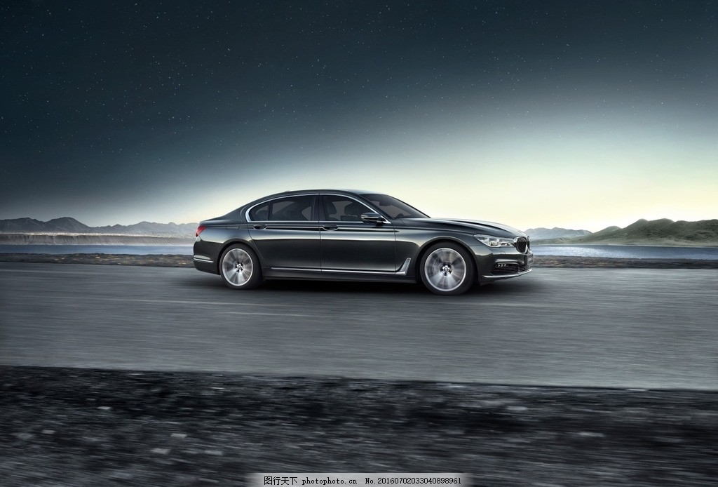 寶馬7系汽車(chē)廣告圖片